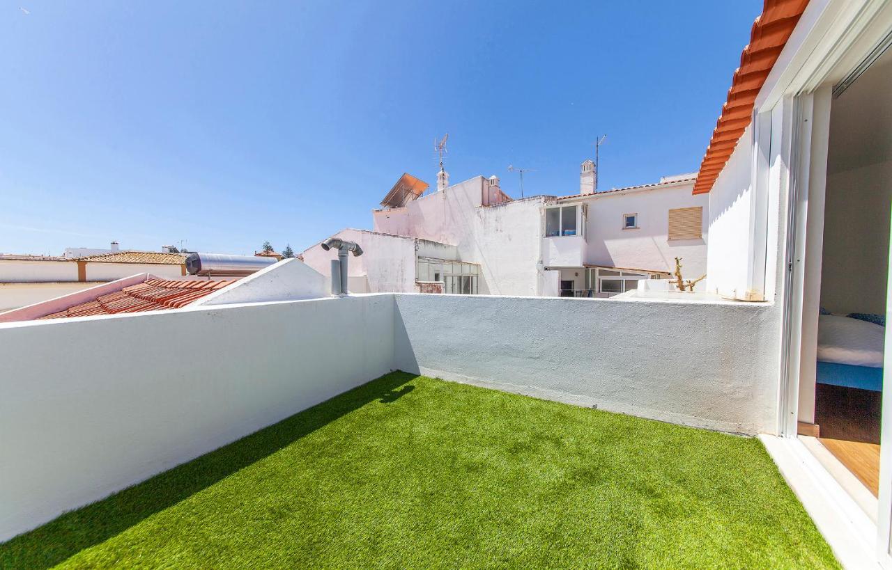 B48 - Olive Tree Street 2 Bed Flat Apartamento Lagos Exterior foto