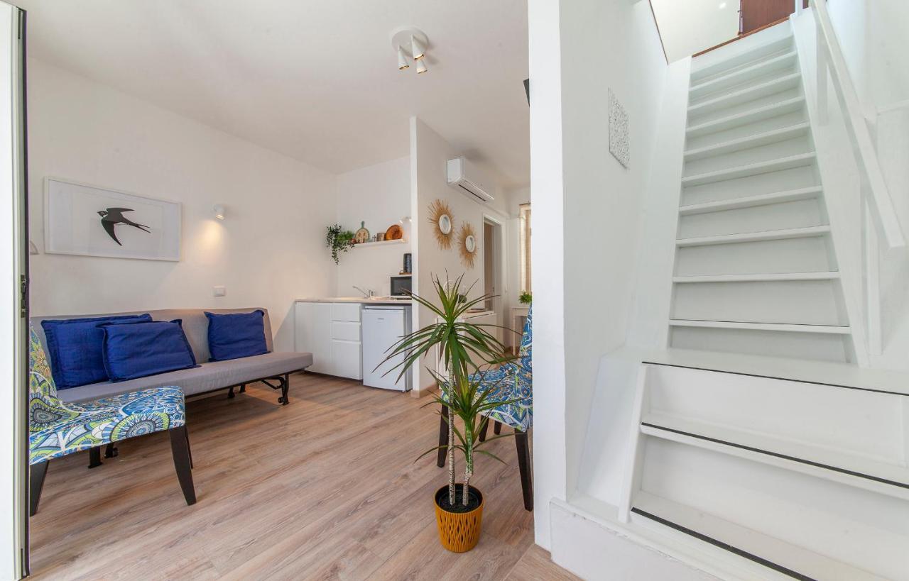 B48 - Olive Tree Street 2 Bed Flat Apartamento Lagos Exterior foto